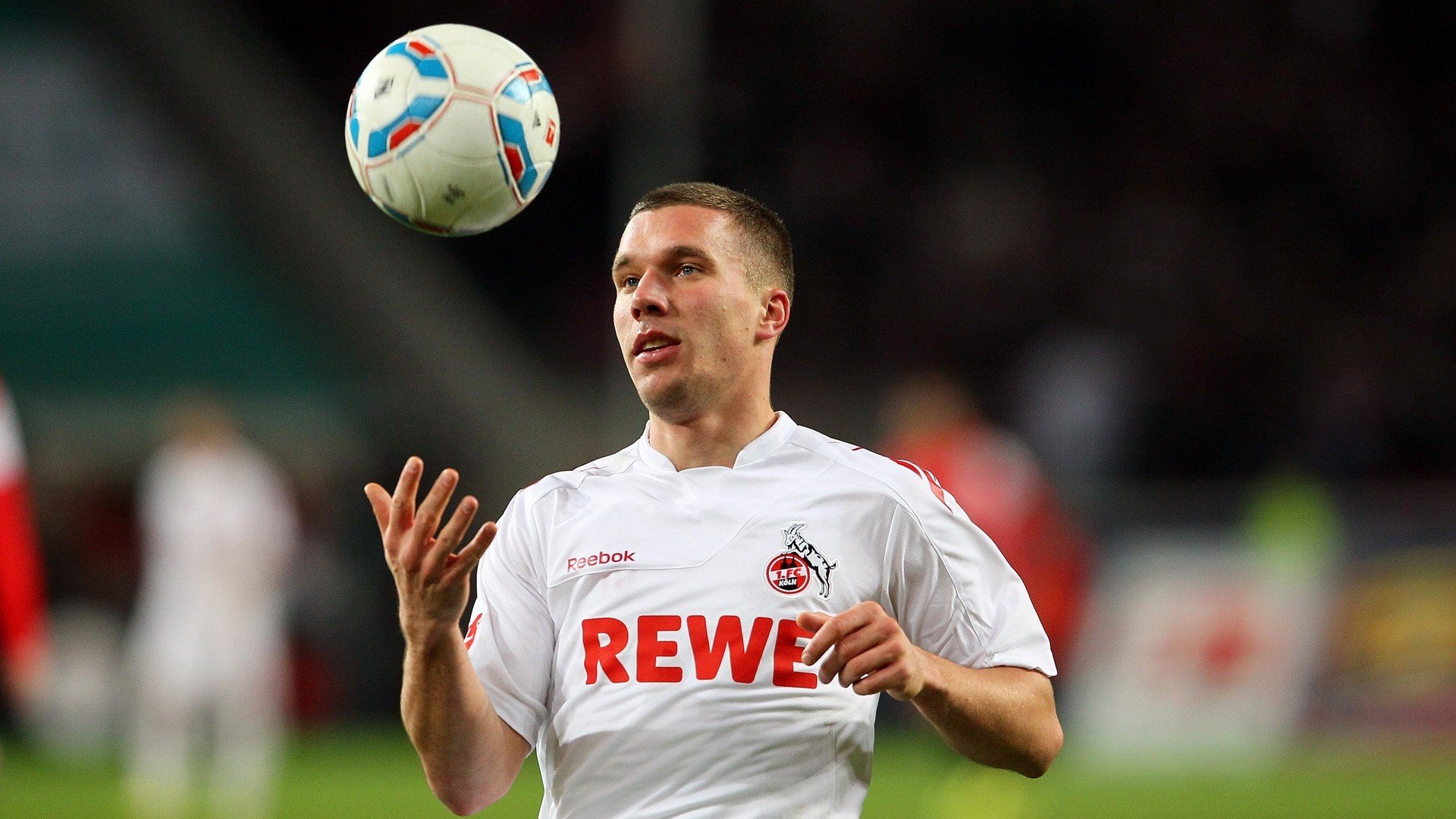 科技革新:AI裁判和传感器让比赛更公正公平